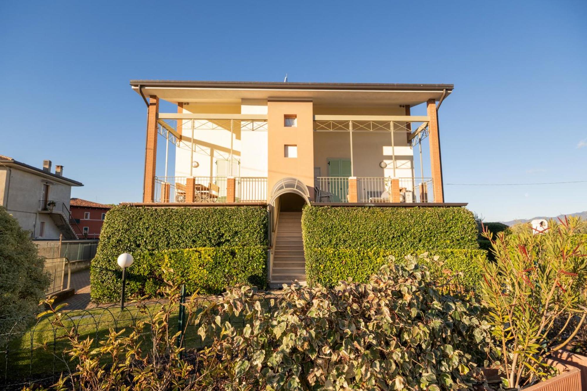 Apartmentsgarda - Rosa Chiare Bardolino Exteriör bild
