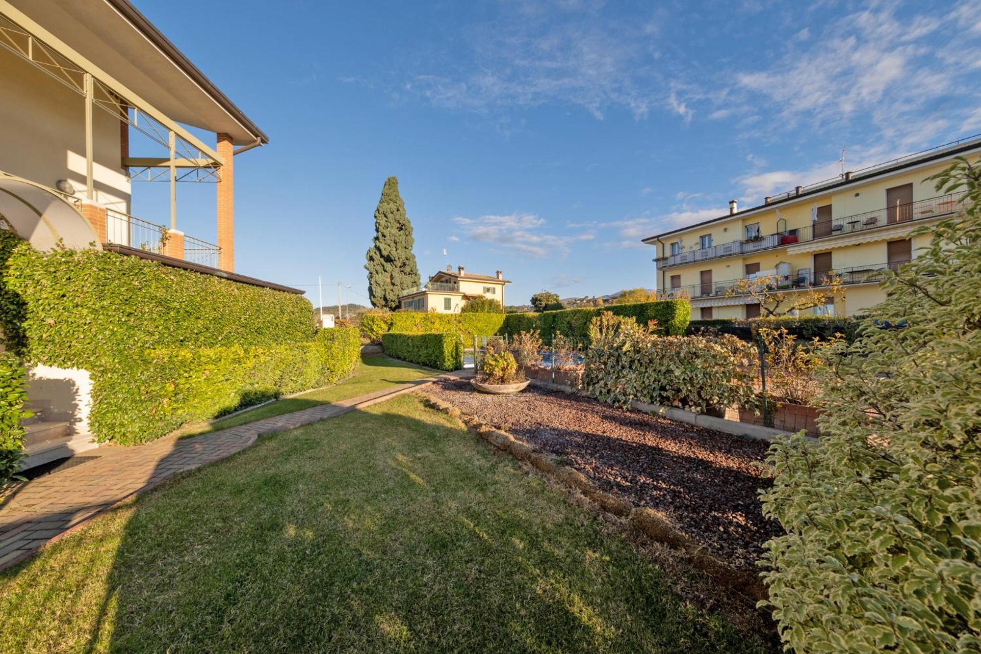Apartmentsgarda - Rosa Chiare Bardolino Exteriör bild